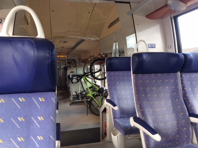 20191002a Bikes on a Train